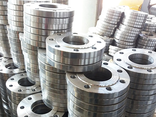 Precautions for installation, maintenance and storage of carbon steel flanges