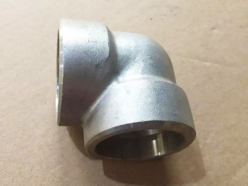 Threaded elbow